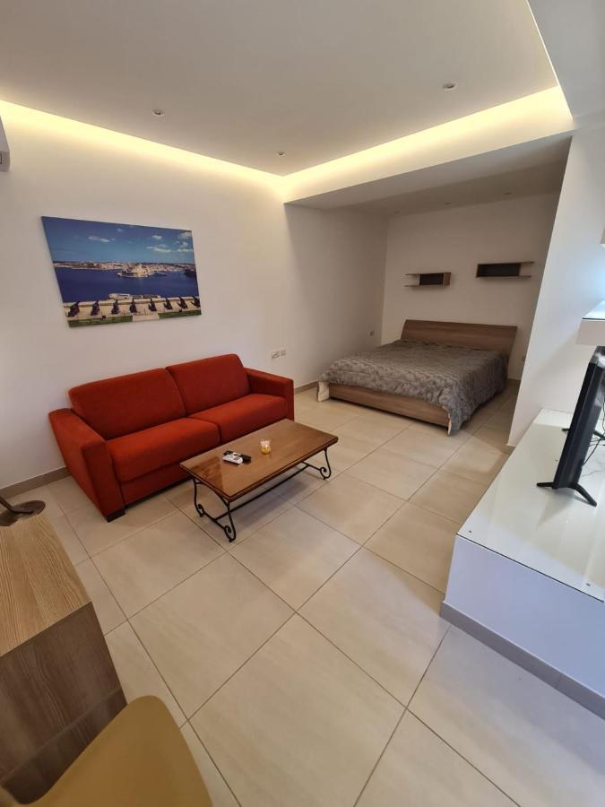 Crescent Corner Apartamento St. Paul's Bay Exterior foto