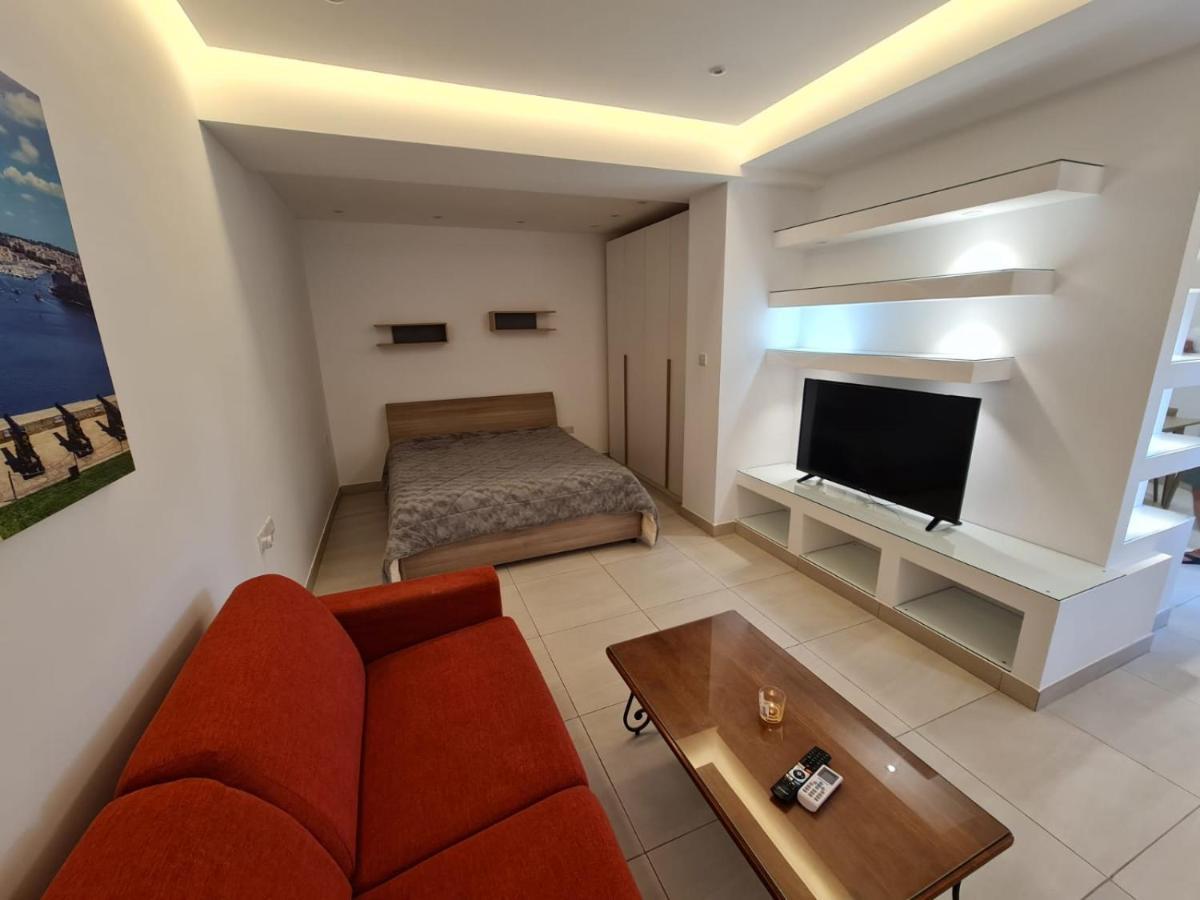 Crescent Corner Apartamento St. Paul's Bay Exterior foto